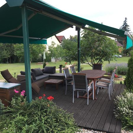 Aktiv Pihenes Apartman Revfulop Luaran gambar